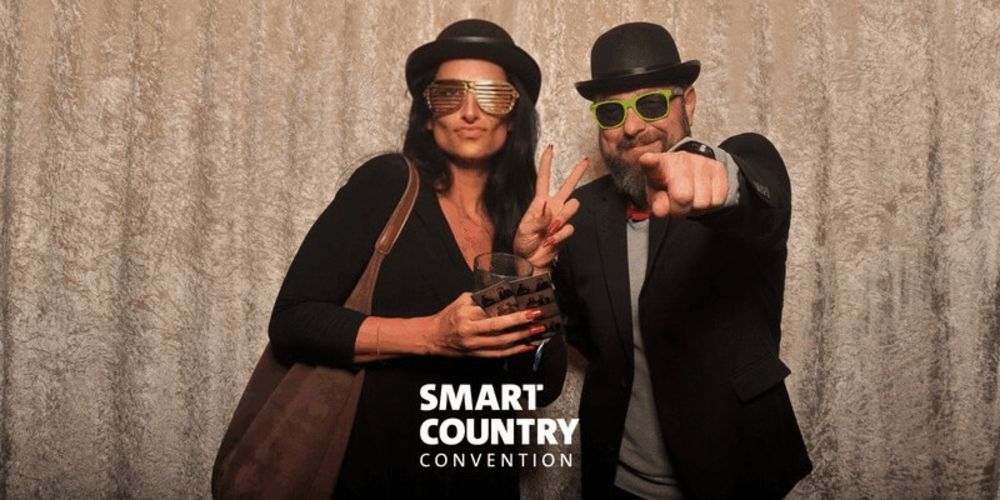 Loreen und Daniel auf der Smart Country Convention